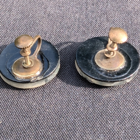 Vintage Lucite Confetti Glitter Earrings  1~3/8" - Picture 3 of 6